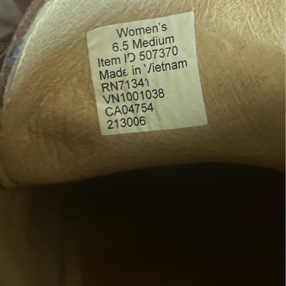 L.L. Bean Women's Stonington Chukkas, Suede Size 6.5 Medium Toasted Coconut - Picture 7 of 11